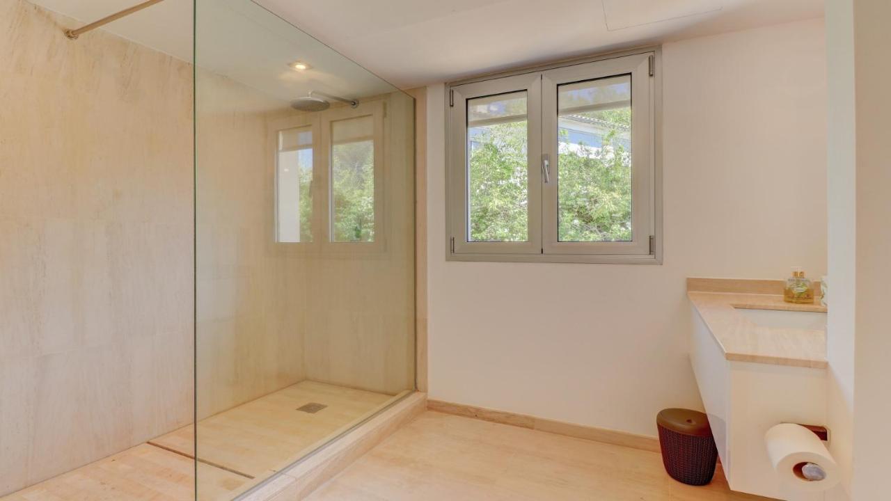 Vista Villa *